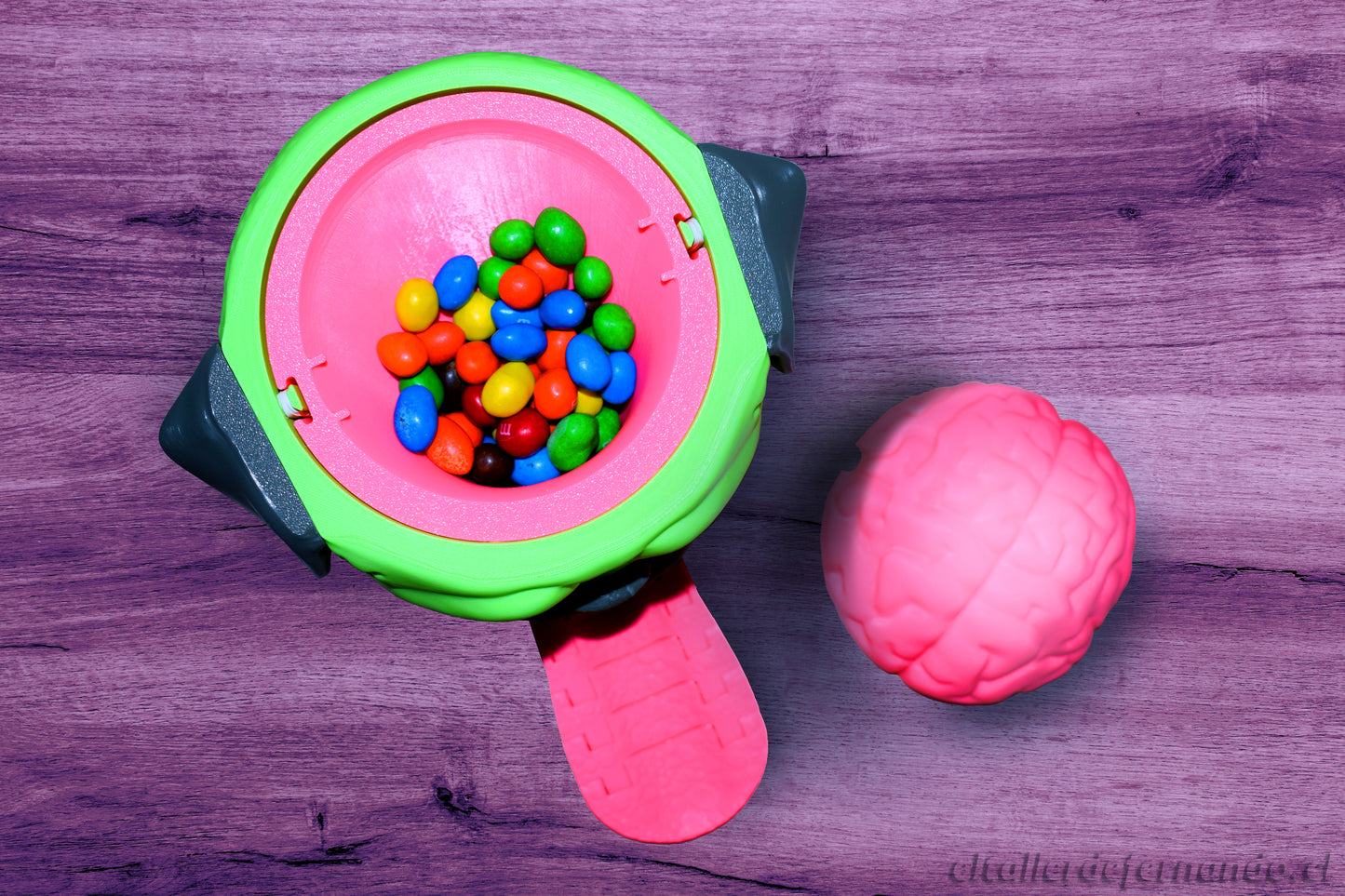 Dispensador M&M Pug Zombie – Especial Halloween