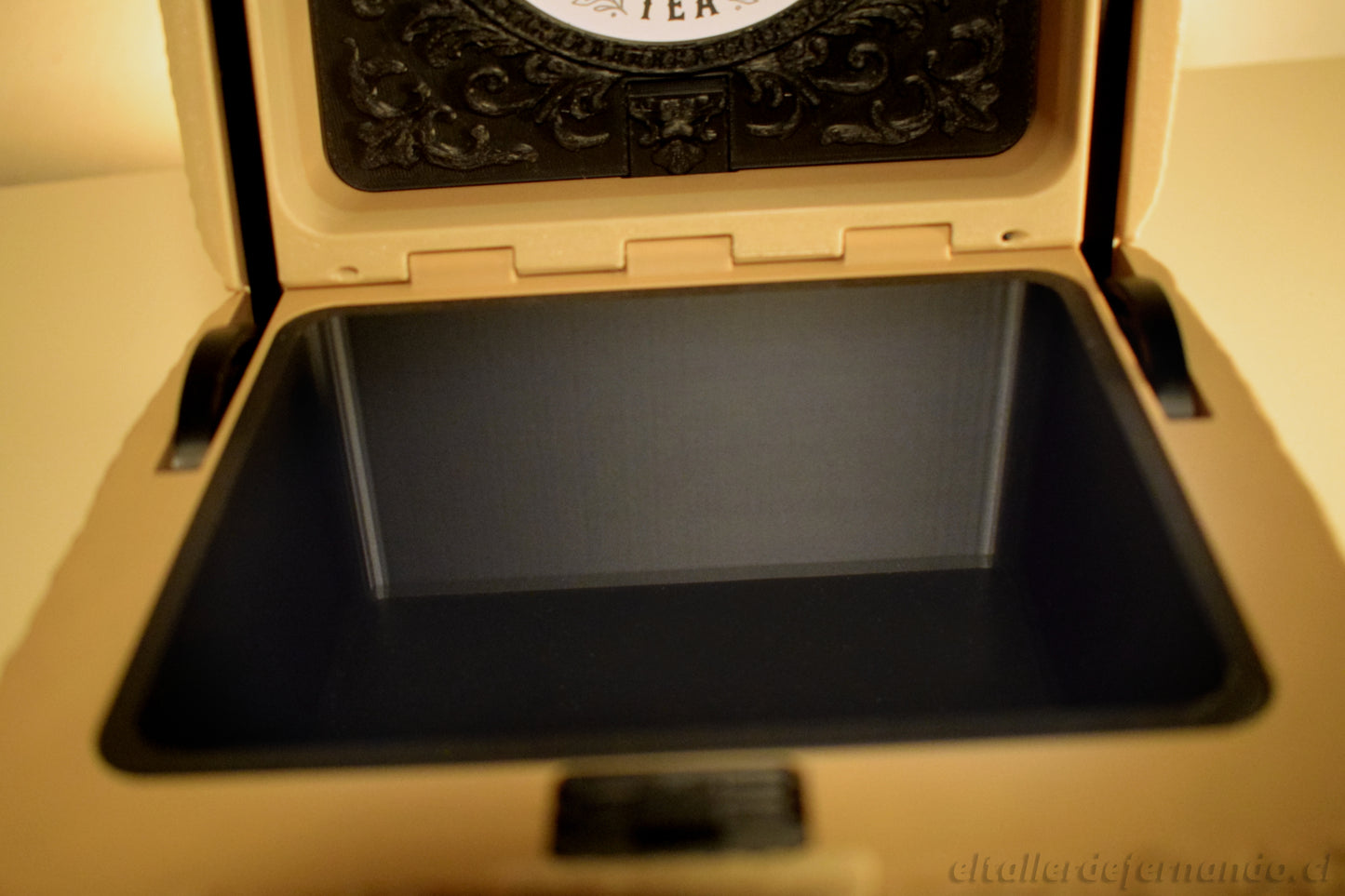 Cajoso – El Guardián Mecánico de tus Tesoros