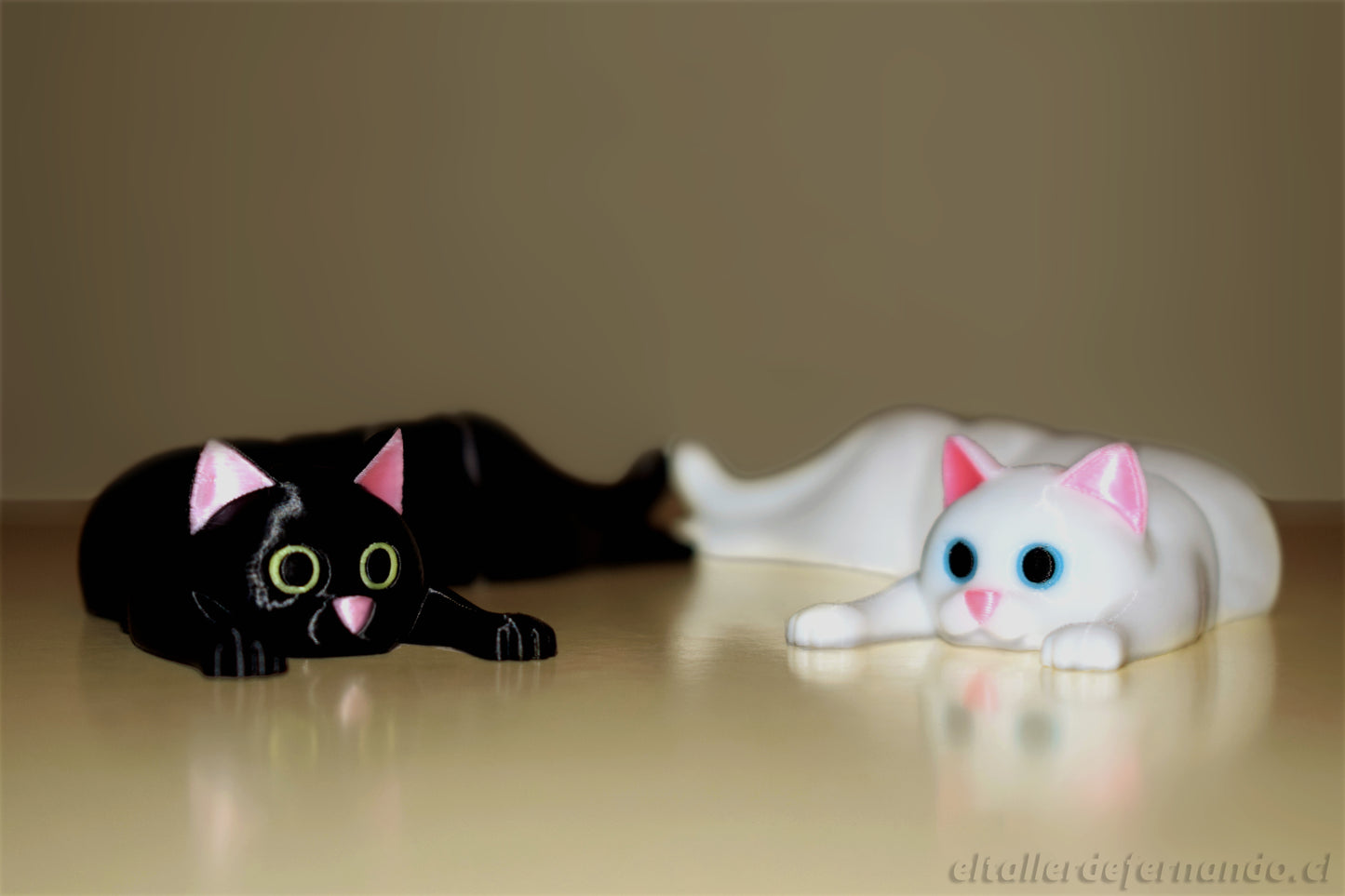 Gatitos Flexibles - Aliados de Escritorio