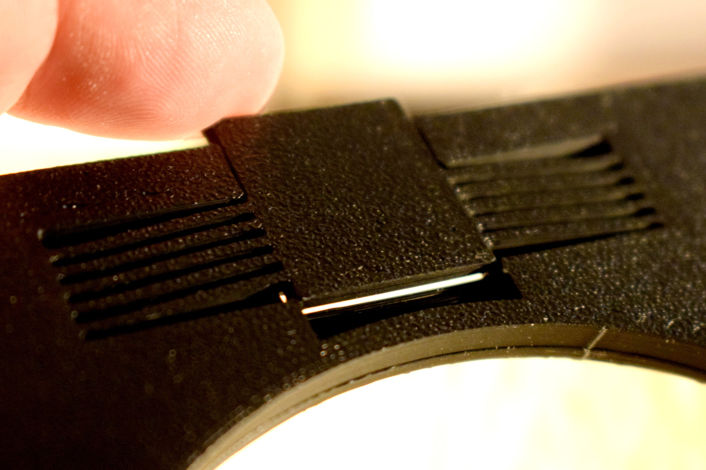 Cajoso – El Guardián Mecánico de tus Tesoros